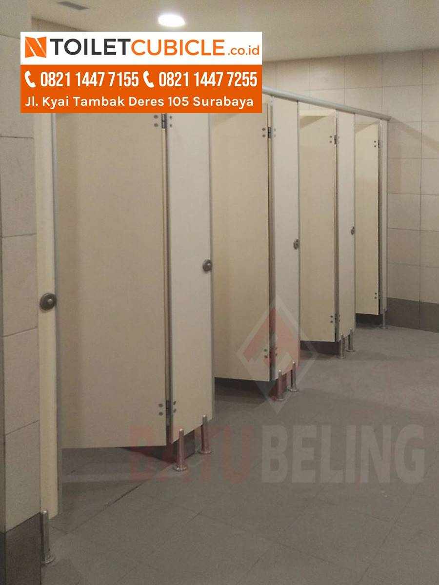 Toilet Cubicle Phenolic Proyek Pontianak