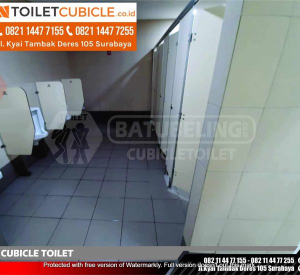 KONTRAKTOR TOILET CUBICLE PVC PROYEK TRANSMART PANGKALPINANG